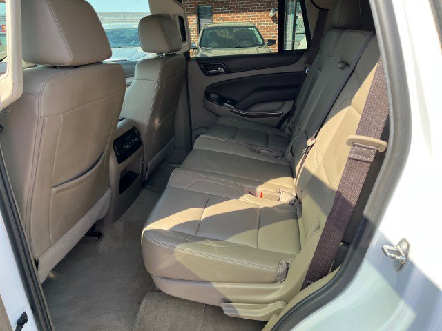 Used 2017 Chevrolet Tahoe LT w/ Luxury Package AWD/4WD image 15