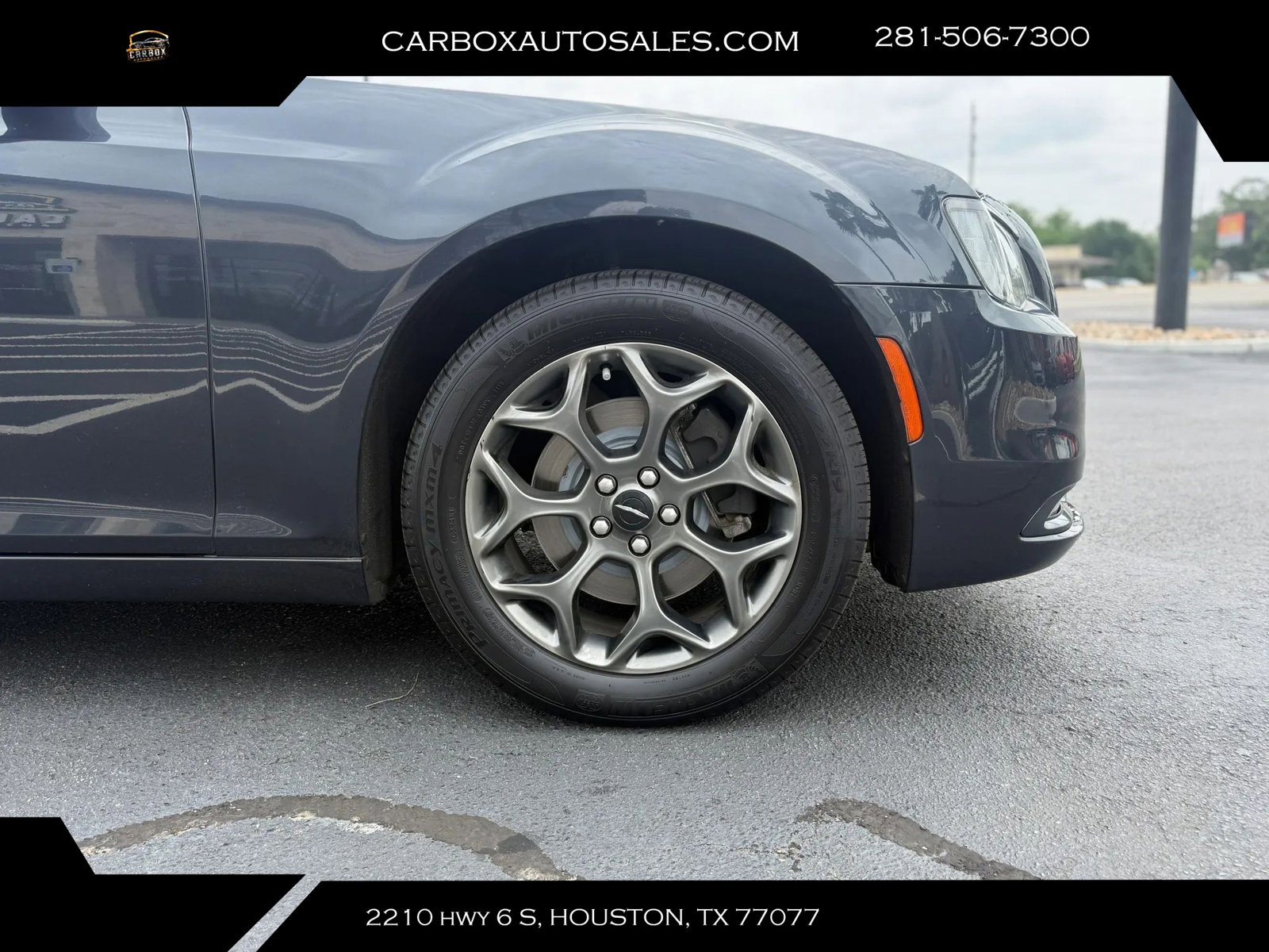 Used 2018 Chrysler 300 S AWD/4WD image 26