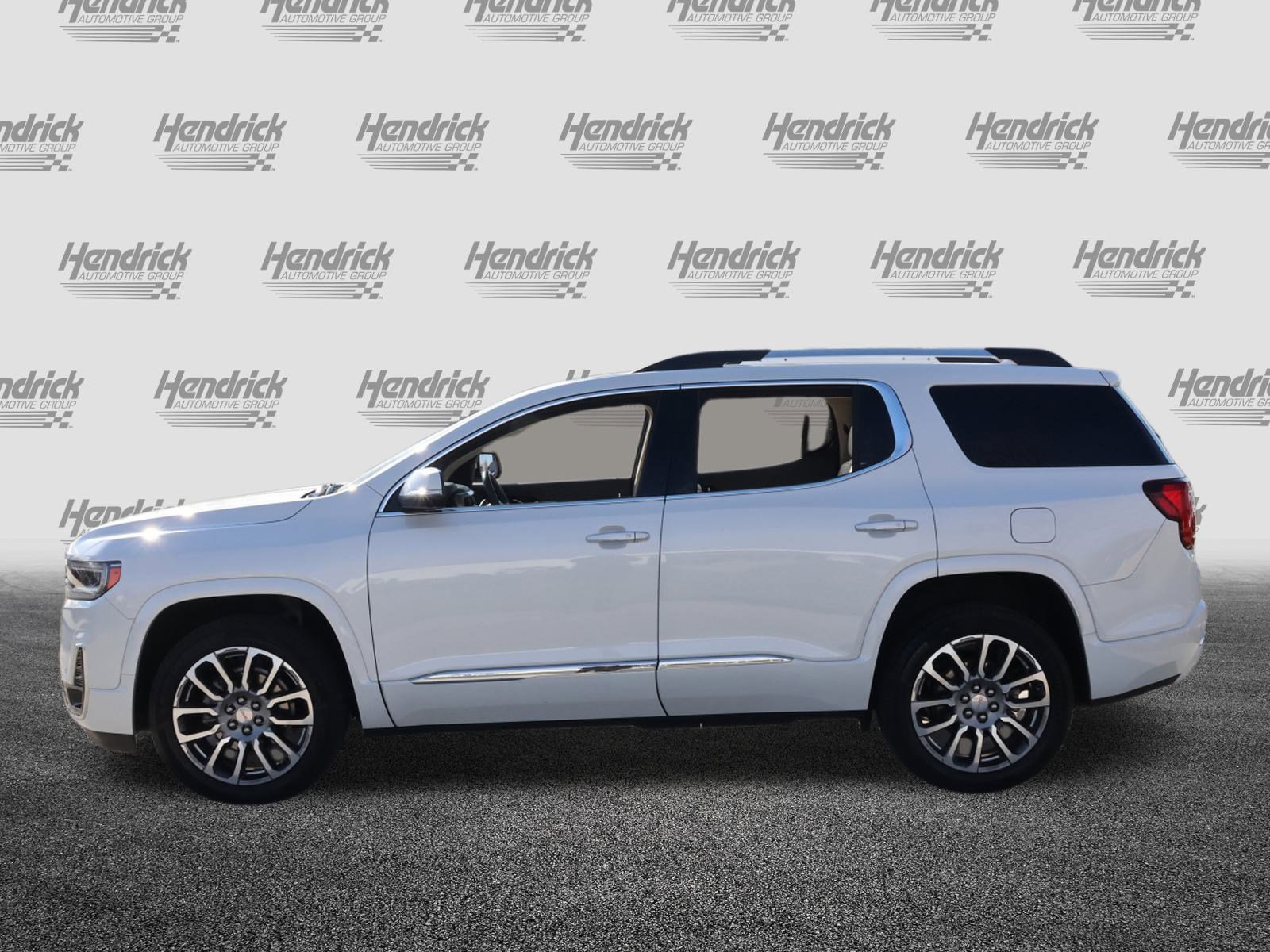Used 2023 GMC Acadia Denali w/ Denali Ultimate Package image 6