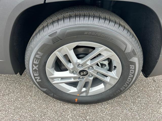 New 2026 Hyundai Tucson SE image 12