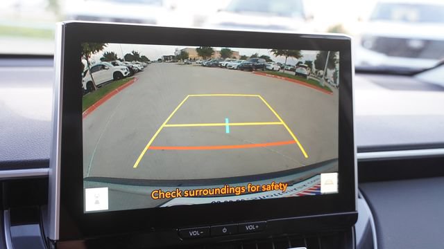 Used 2026 Toyota Corolla Cross XLE FWD image 25