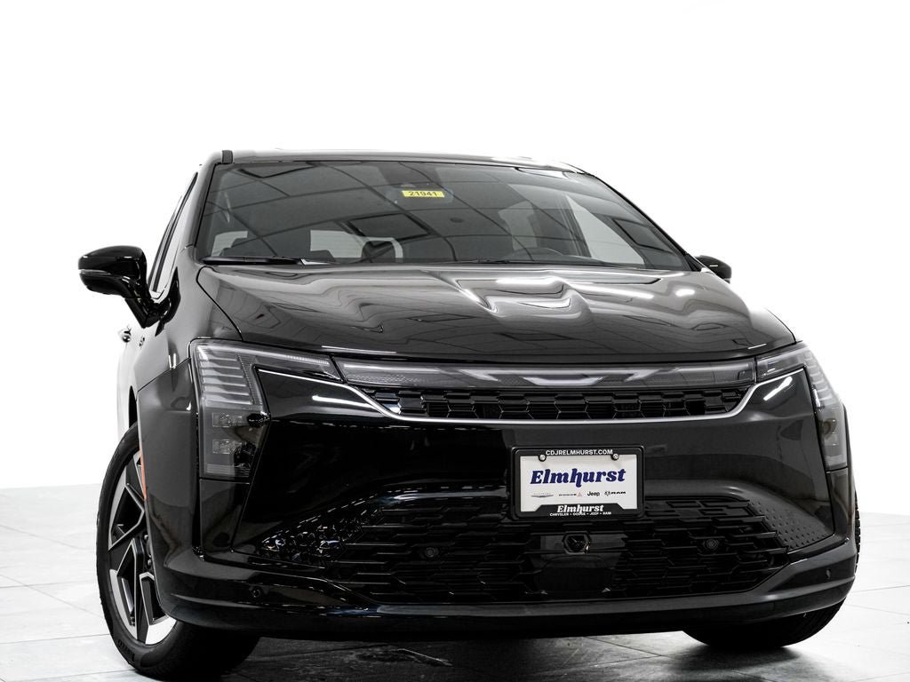 New 2027 Chrysler Pacifica Limited w/ Family Tech Group FWD image 3