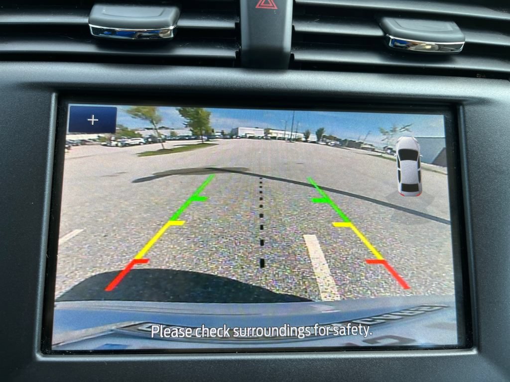 Used 2019 Ford Fusion SE FWD image 17