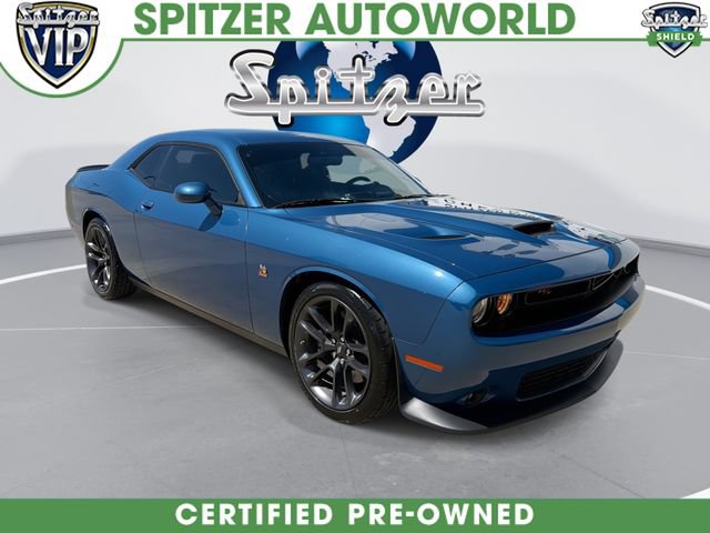 Used 2021 Dodge Challenger R/T Scat Pack w/ Scat Pack Stripe RWD image 1