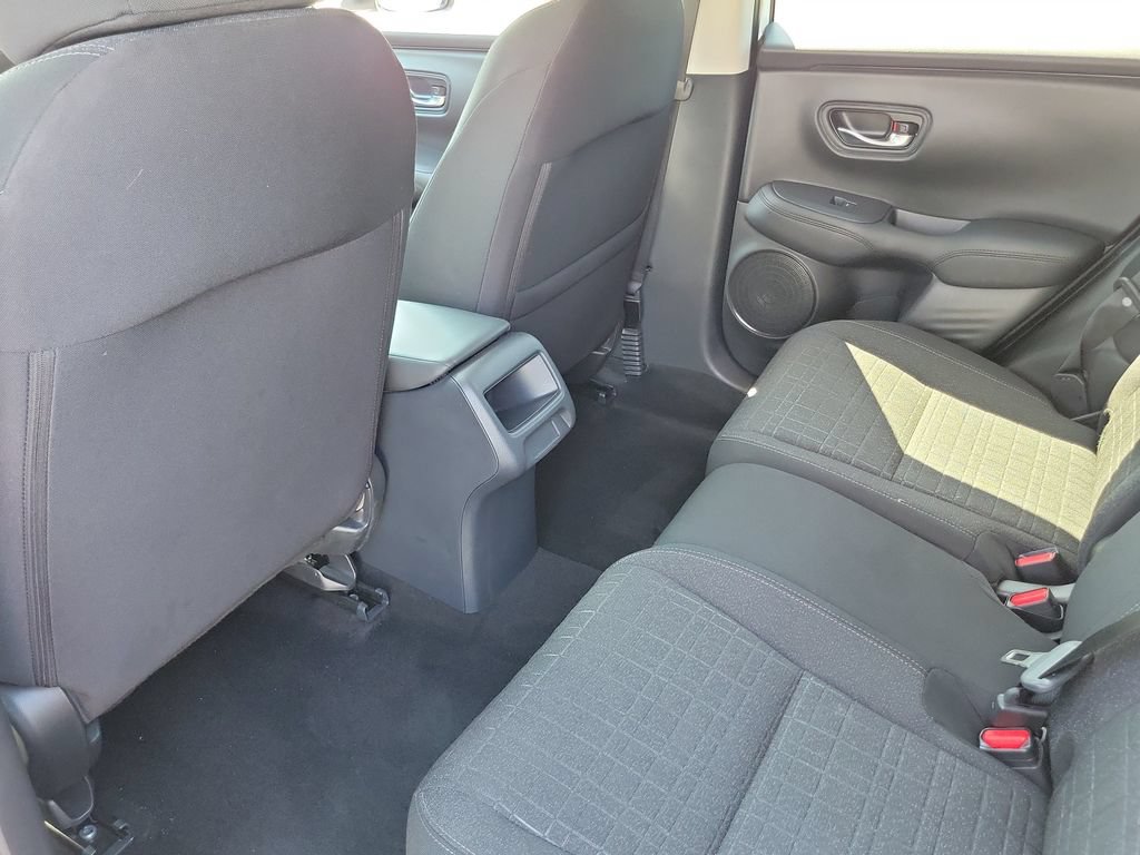 Certified 2027 Honda HR-V LX image 14