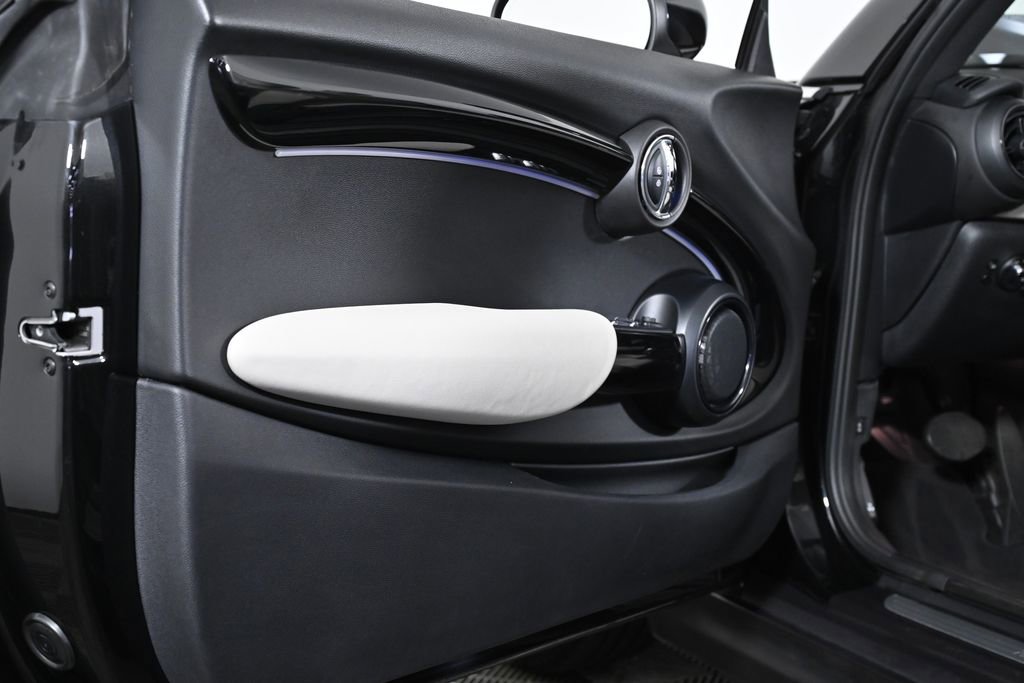 Certified 2023 MINI Cooper S image 27