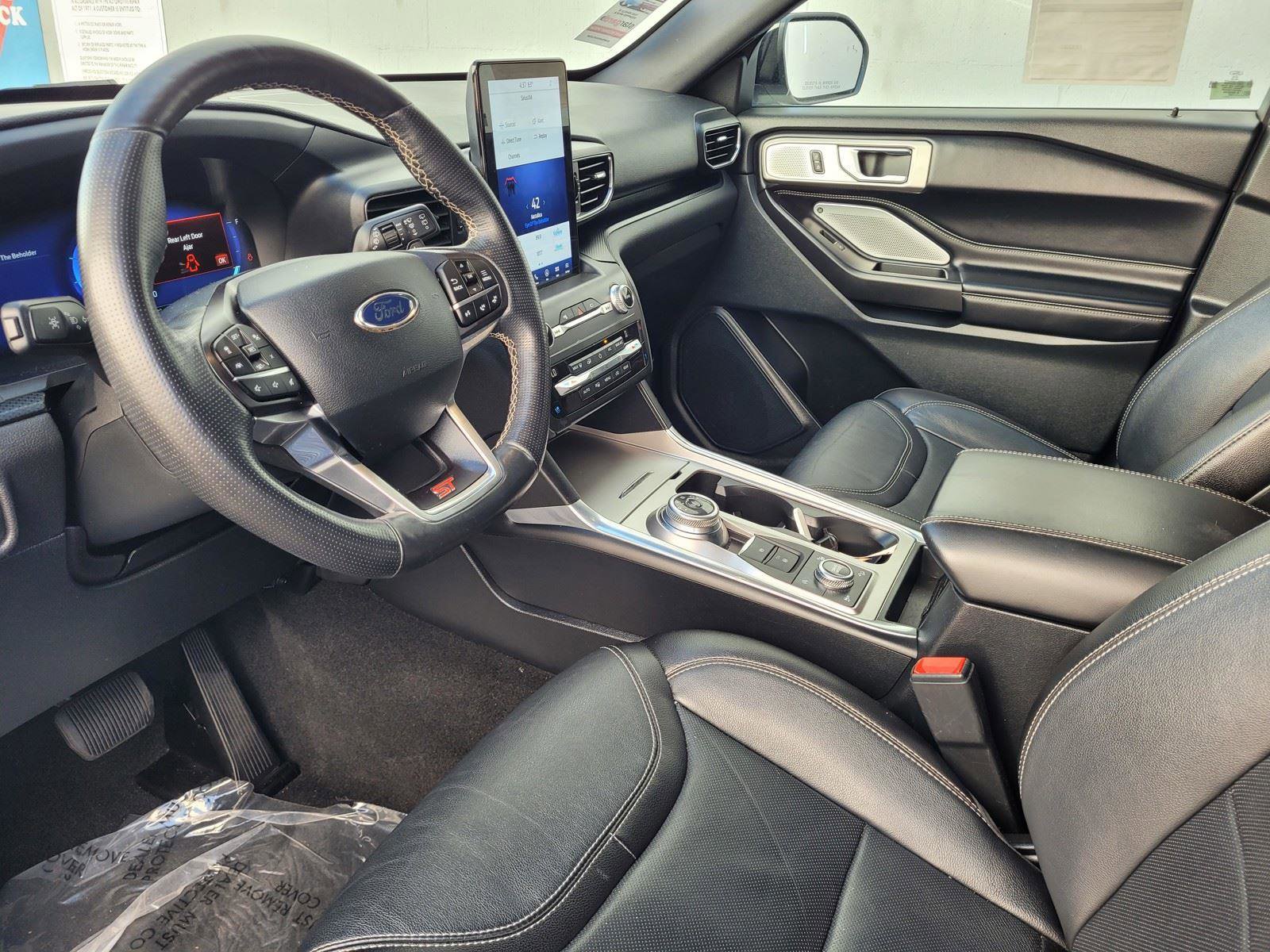 Used 2020 Ford Explorer ST w/ ST Street Pack image 13