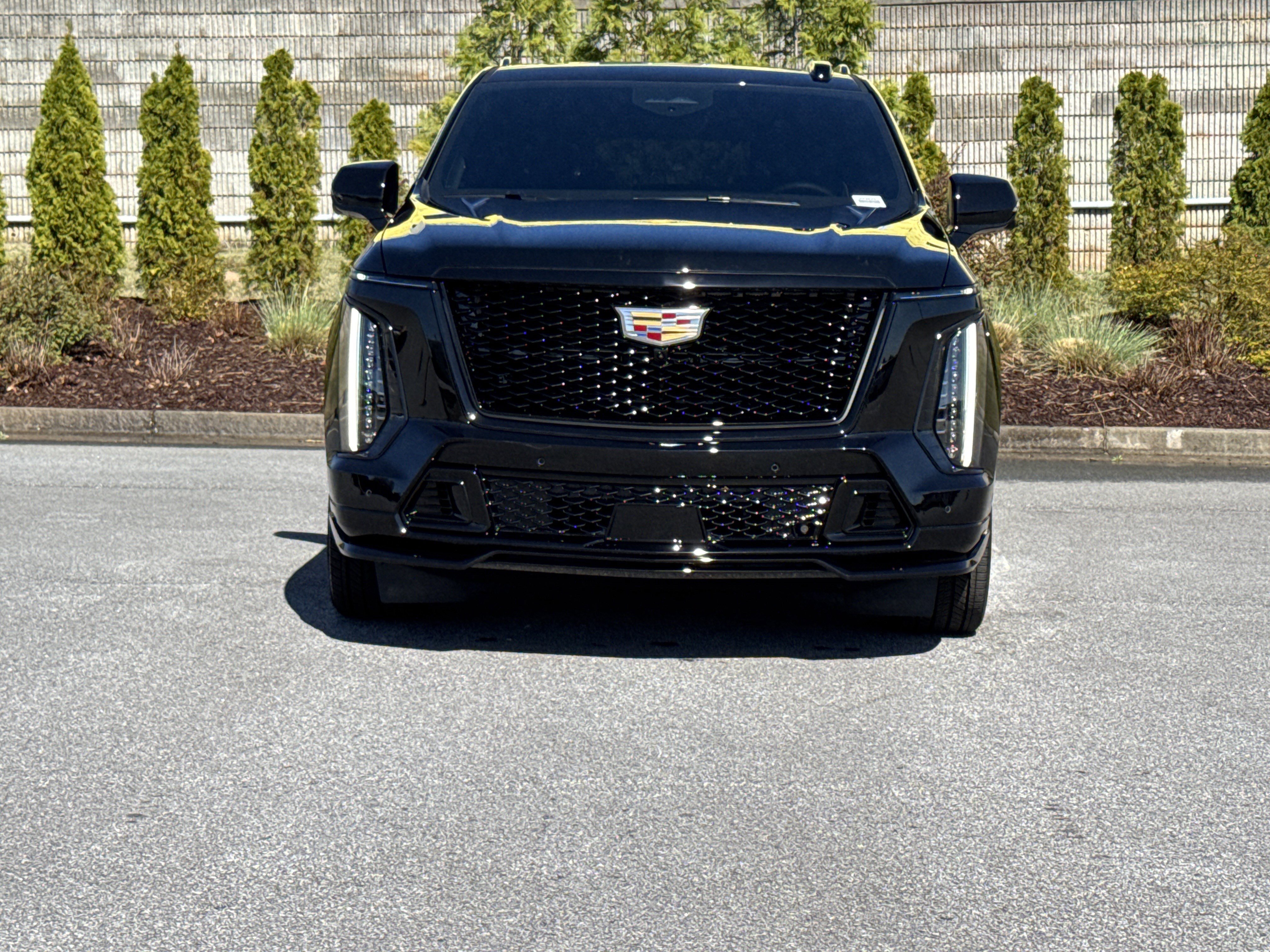 Used 2026 Cadillac Escalade V image 3