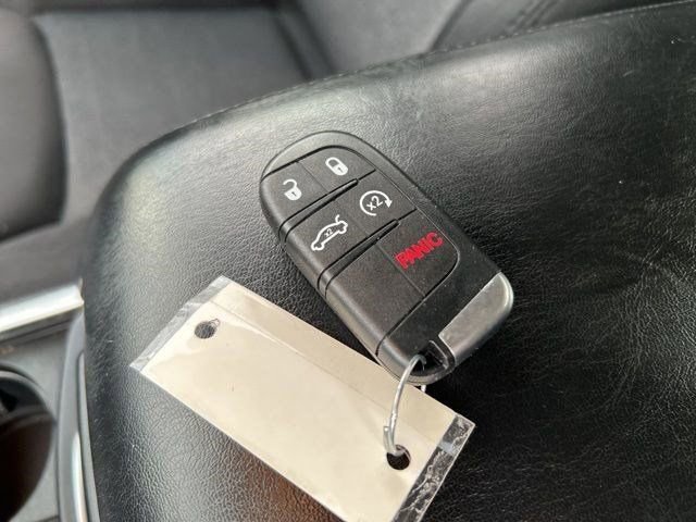 Used 2019 Chrysler 300 Touring w/ Sport Appearance Package image 47