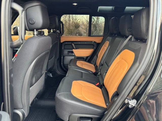 Used 2023 Land Rover Defender 110 X image 15