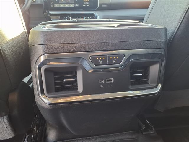 Used 2024 GMC Sierra 1500 Denali AWD/4WD image 44