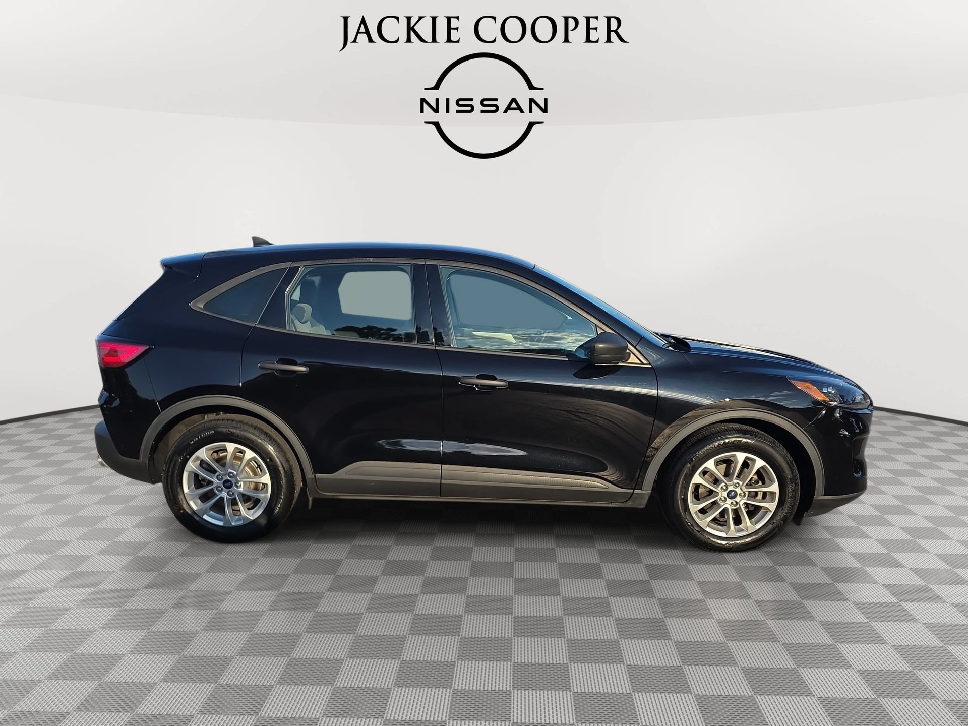 Used 2021 Ford Escape S FWD image 4