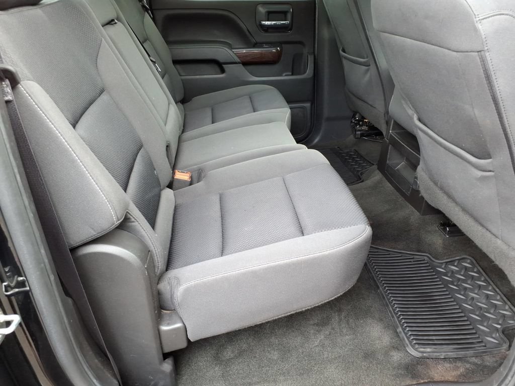 Used 2017 GMC Sierra 1500 SLE w/ SLE Value Package AWD/4WD image 10