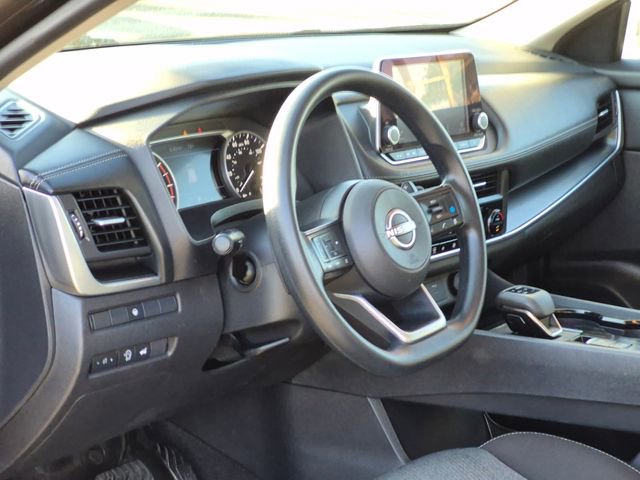 Used 2024 Nissan Rogue SV FWD image 10