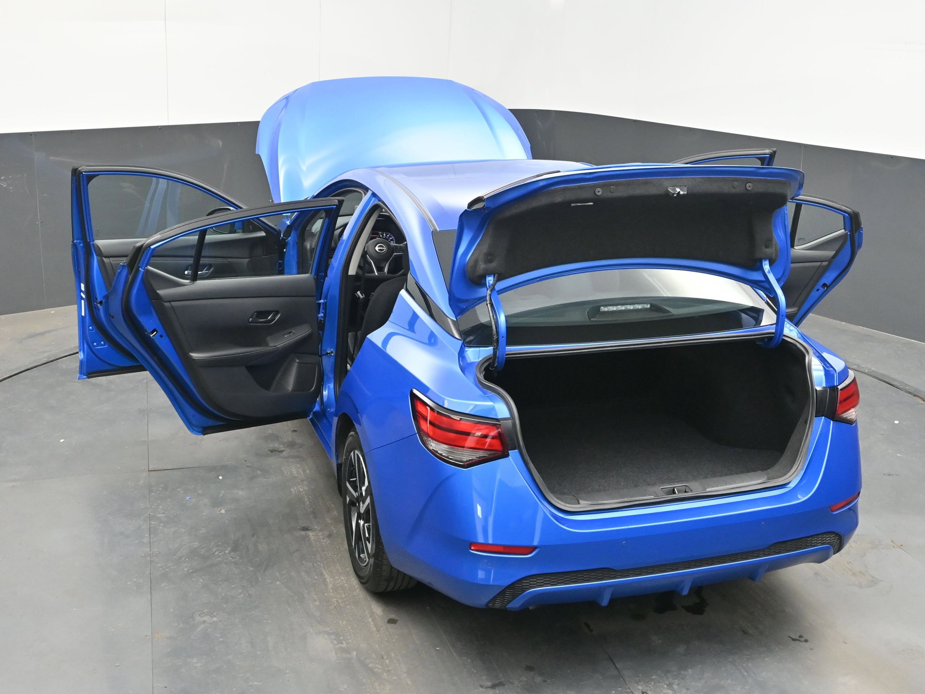 Used 2025 Nissan Sentra SV image 44