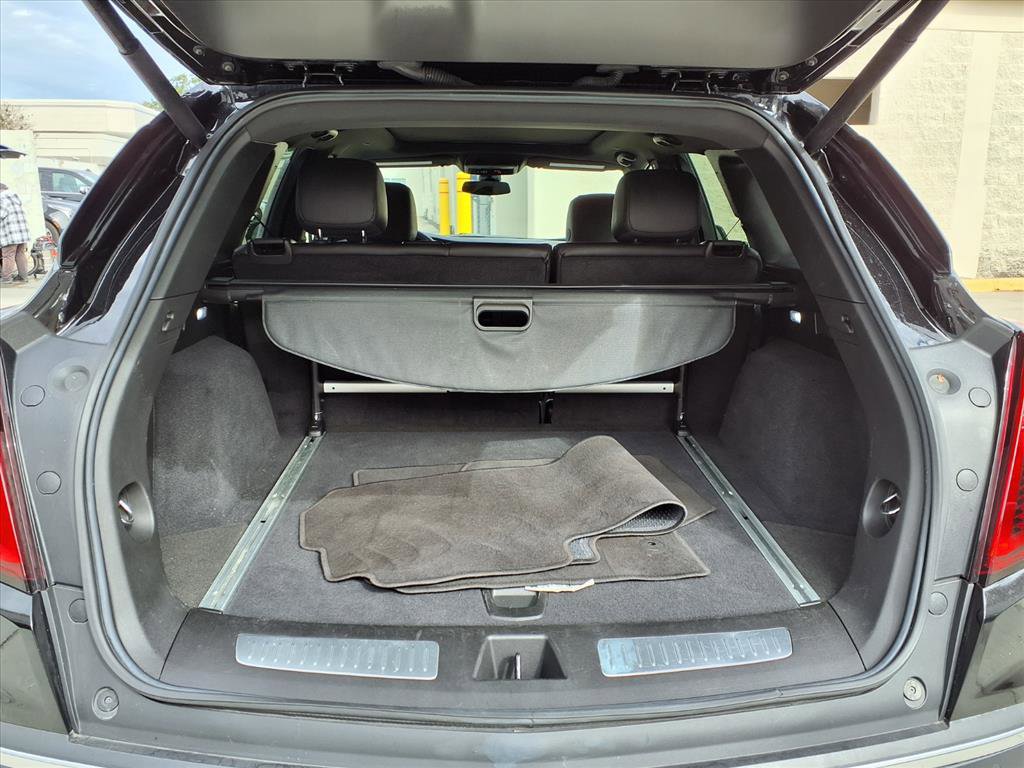 Certified 2025 Cadillac XT5 Premium Luxury image 16