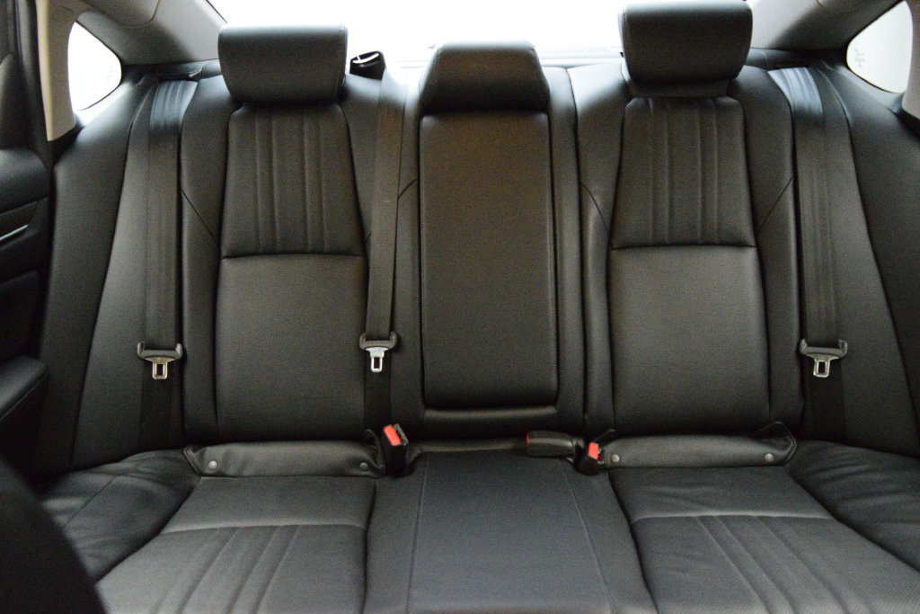 Used 2018 Honda Accord Touring image 13