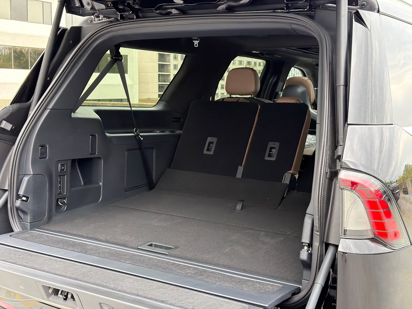 New 2026 Lincoln Navigator L Black Label AWD/4WD image 8