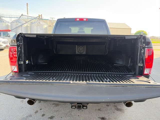 Used 2015 RAM 1500 ST AWD/4WD image 40
