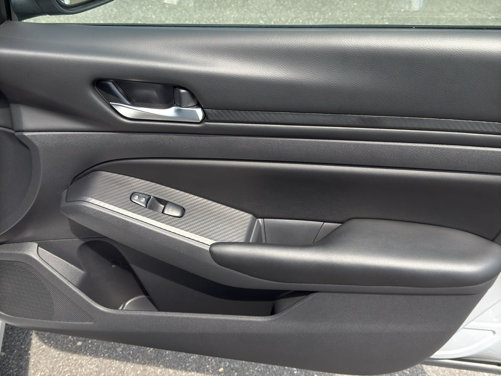 Used 2022 Nissan Altima 2.5 S FWD image 29