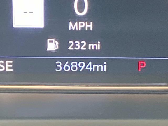 Used 2021 GMC Yukon Denali w/ Denali Premium Package image 21