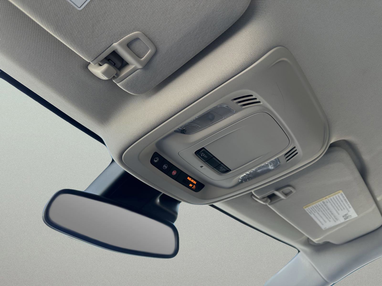 Used 2022 Buick Envision Preferred image 34