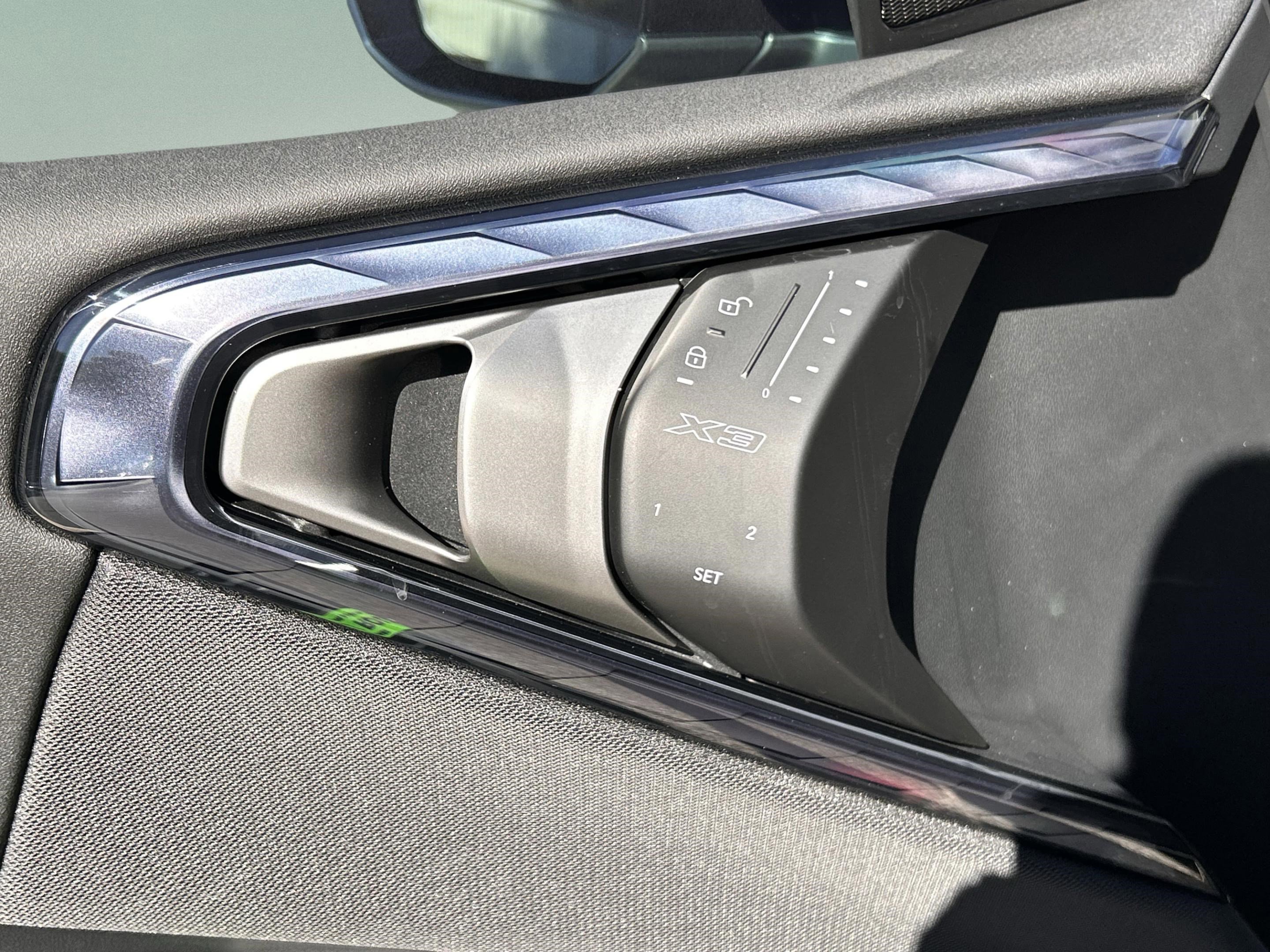 Used 2026 BMW X3 xDrive30 w/ Premium Package image 17