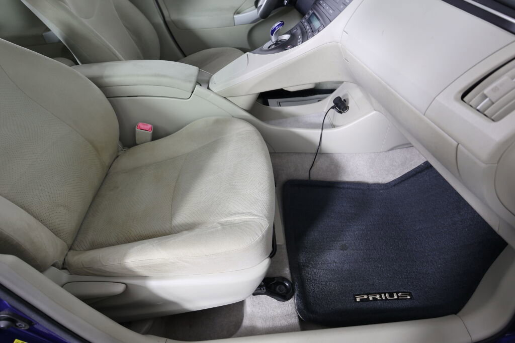 Used 2010 Toyota Prius Two image 26