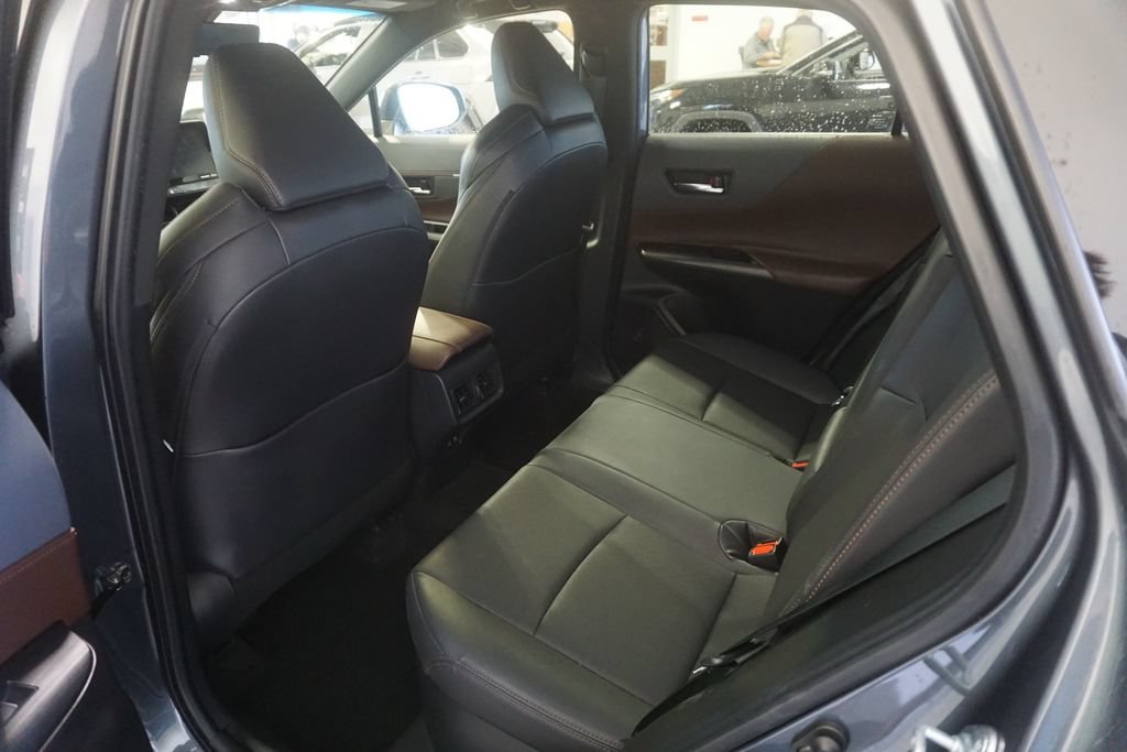 Certified 2022 Toyota Venza Limited AWD/4WD image 24