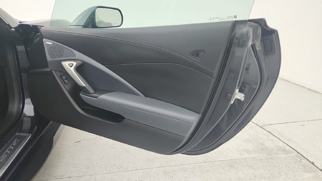 Used 2017 Chevrolet Corvette Z06 RWD image 31