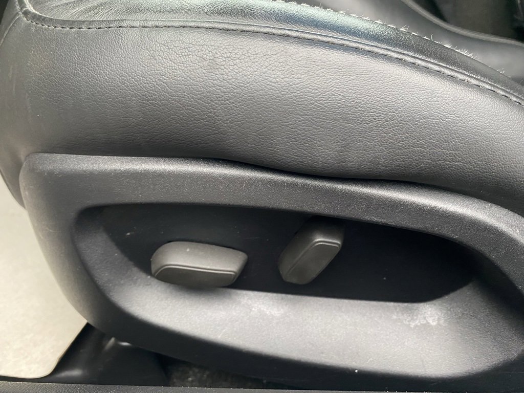 Used 2014 Chevrolet Corvette Stingray Coupe image 12