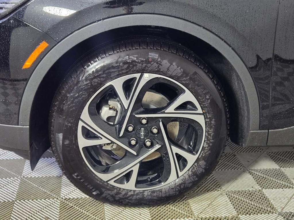 New 2026 Lincoln Nautilus Premier w/ Jet Appearance Package image 5