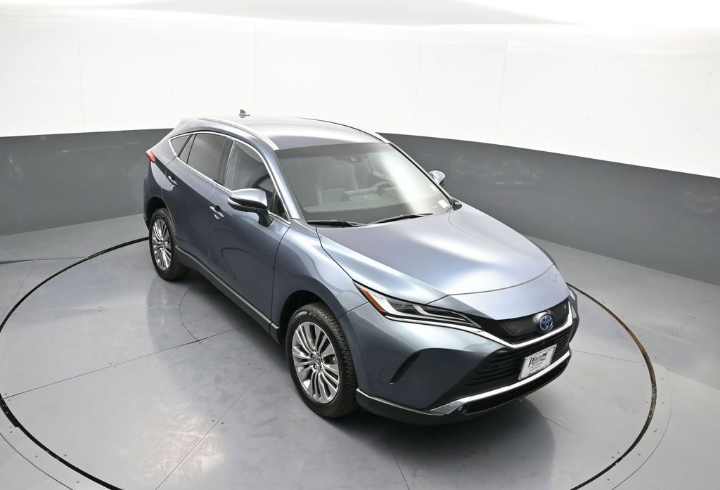 Certified 2024 Toyota Venza Limited image 35