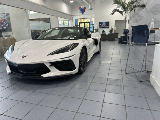Used 2023 Chevrolet Corvette Stingray Premium Conv w/ Z51 Performance Package RWD image 15