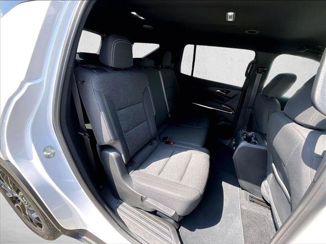 Used 2025 Chevrolet Traverse LT w/ Midnight/Sport Edition FWD image 29