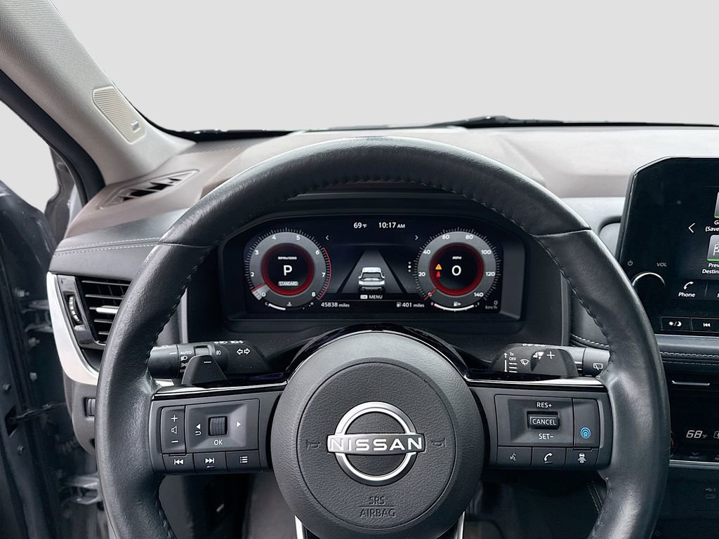 Used 2022 Nissan Rogue Platinum w/ Head-Up Display Package image 13