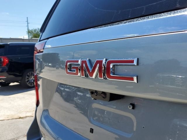 New 2026 GMC Yukon XL Elevation w/ Elevation Premium Package AWD/4WD image 7