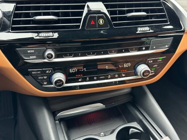 Used 2021 BMW 530i w/ Convenience Package RWD image 19