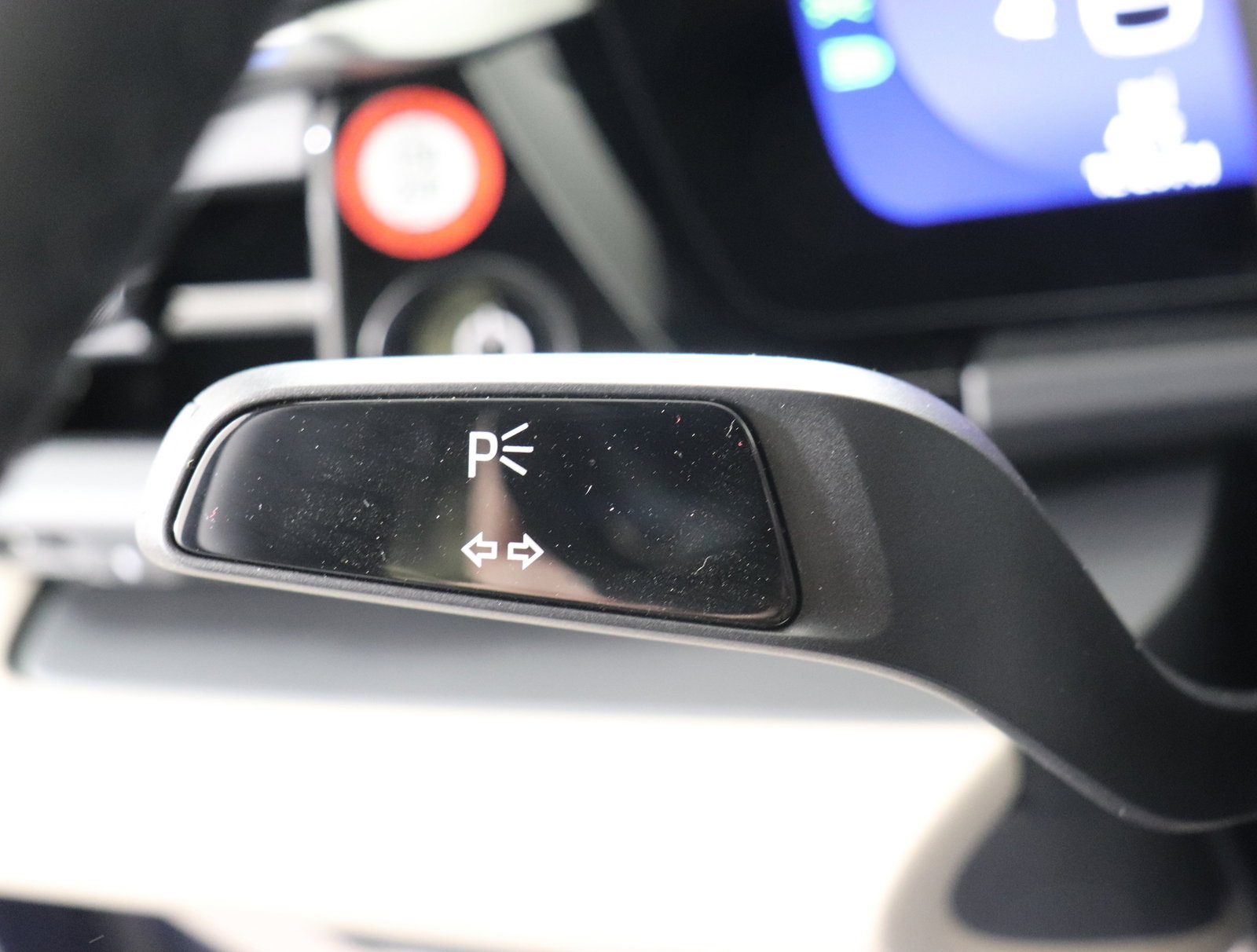 Used 2024 Porsche Macan 4 Electric image 34