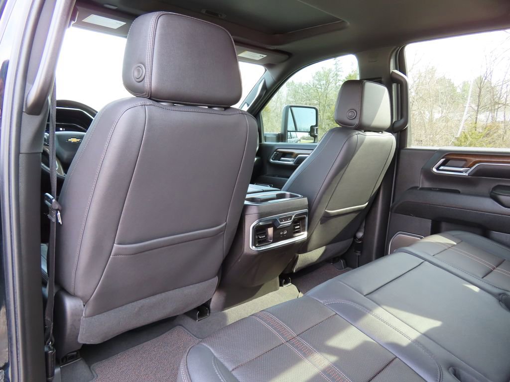 Certified 2024 Chevrolet Silverado 3500 High Country w/ High Country Premium Package image 28