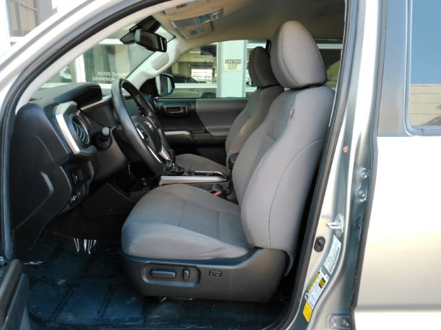 Used 2022 Toyota Tacoma SR5 image 15