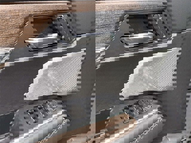 New 2026 GMC Acadia Denali Ultimate image 9