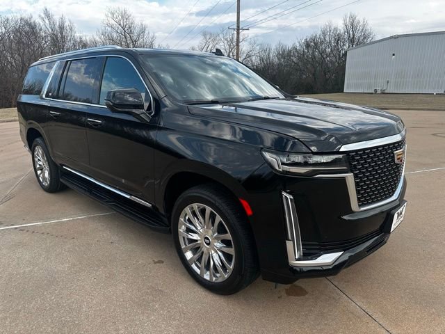 Used 2023 Cadillac Escalade ESV Premium Luxury AWD/4WD image 7