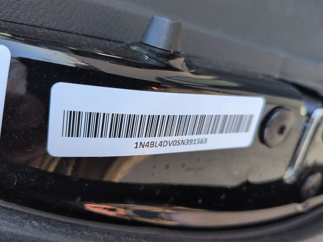 Used 2025 Nissan Altima 2.5 SV image 14