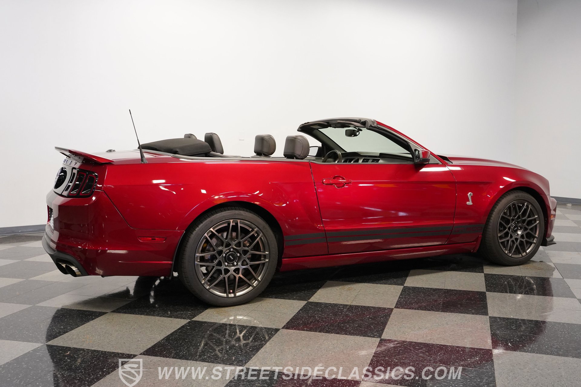 Used 2014 Ford Mustang Shelby GT500 w/ Equipment Group 821A image 13