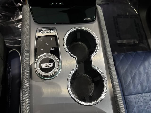 Certified 2026 Cadillac Vistiq Premium Luxury AWD/4WD image 33