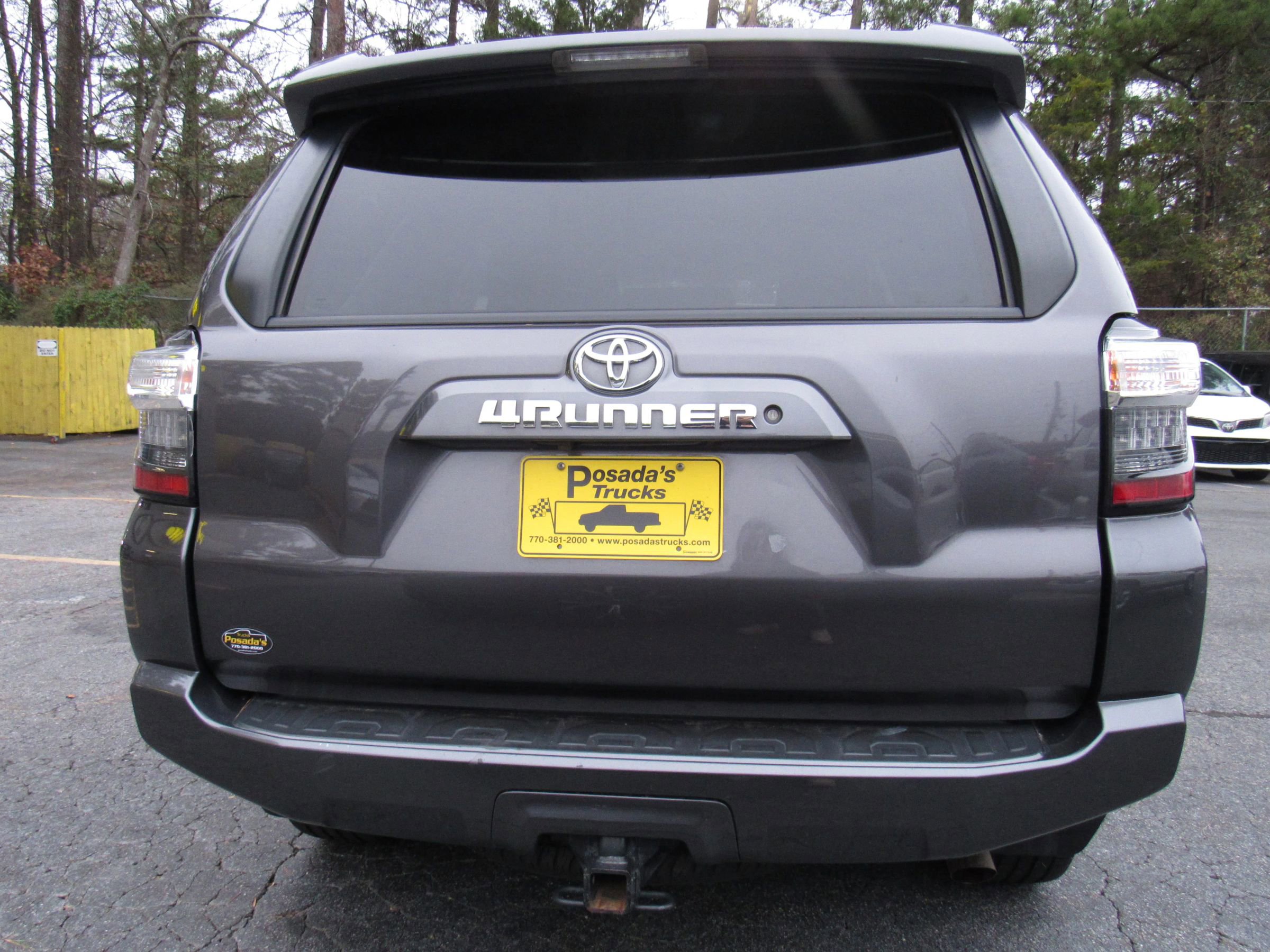Used 2019 Toyota 4Runner SR5 image 10