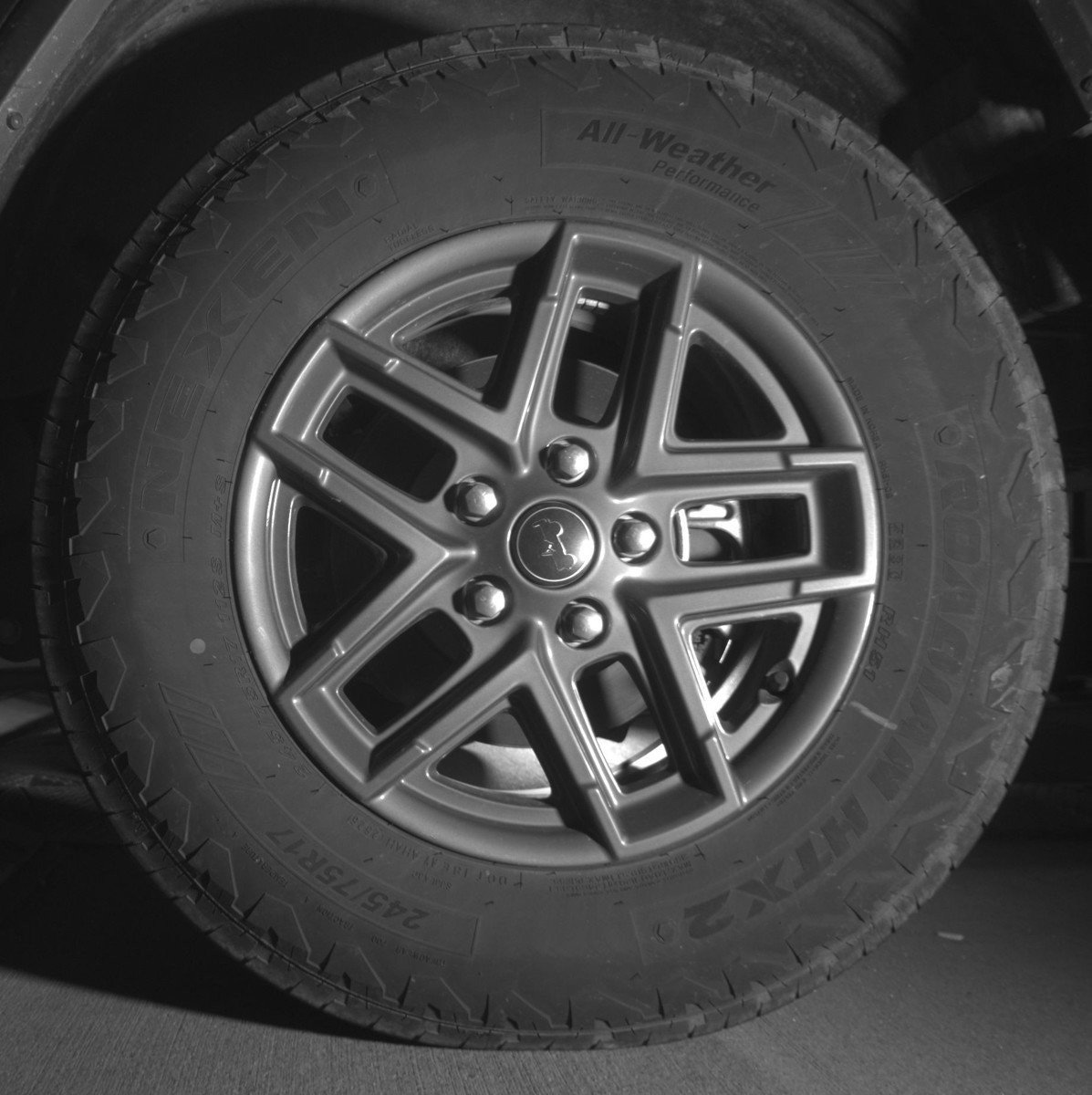 Used 2025 Jeep Wrangler Sport S image 13