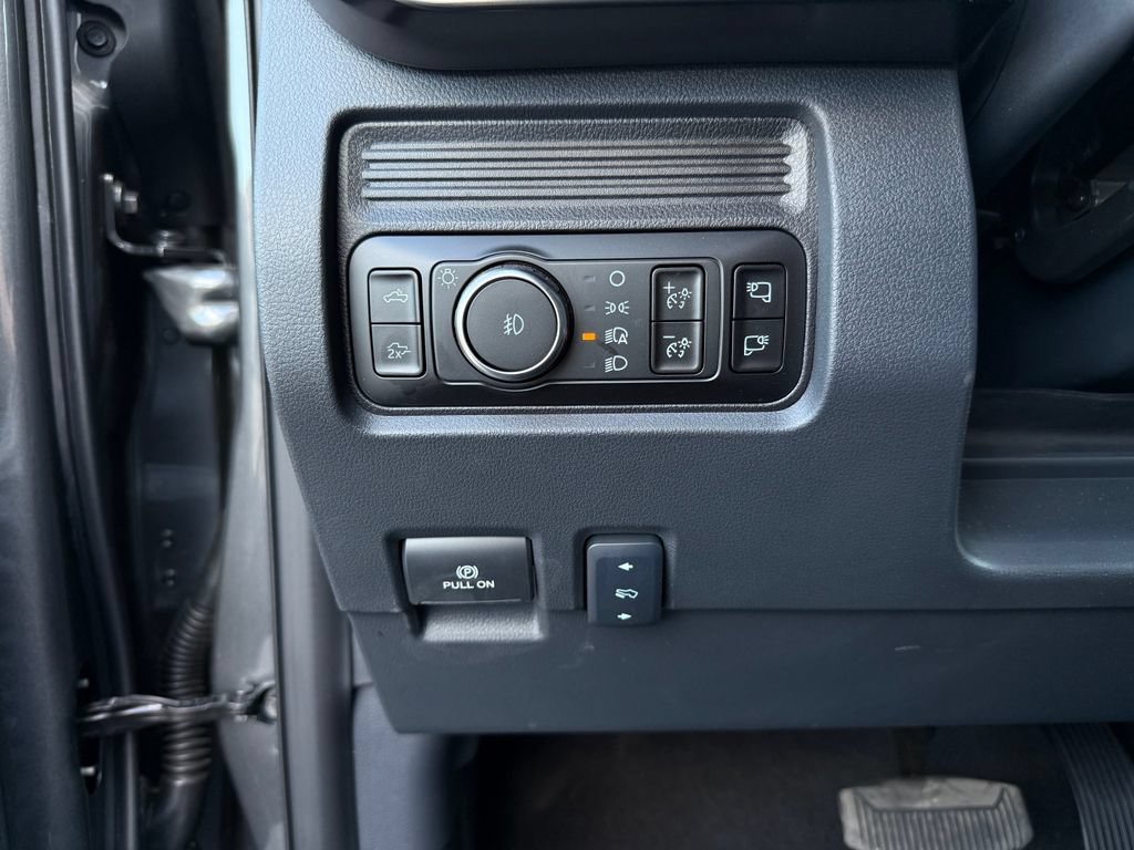Used 2026 Ford F350 Lariat AWD/4WD image 47