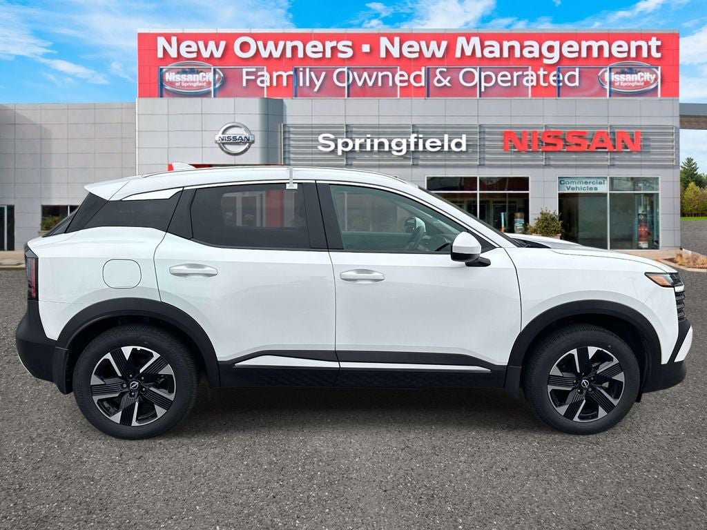 Used 2025 Nissan Kicks SV w/ SV Premium Package AWD/4WD image 4